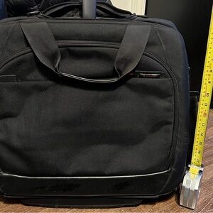 Samsonite Black Travel Bag briefcase w wheels